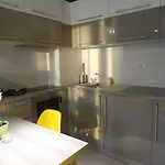 13 Apartament *